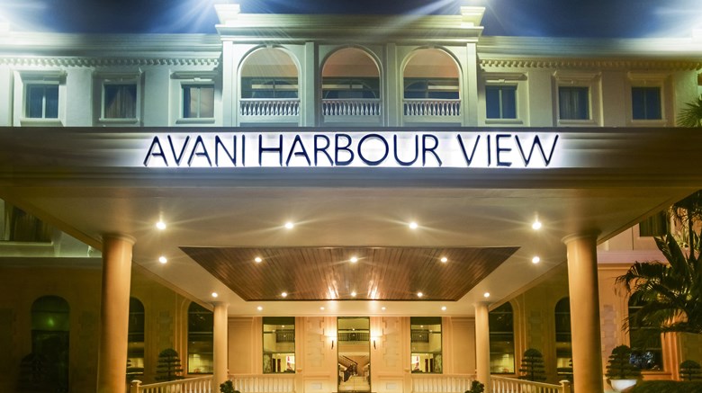 Khách sạn Amani Habour View