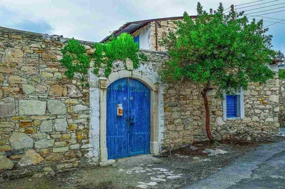 cổng nhà truyền thống Síp